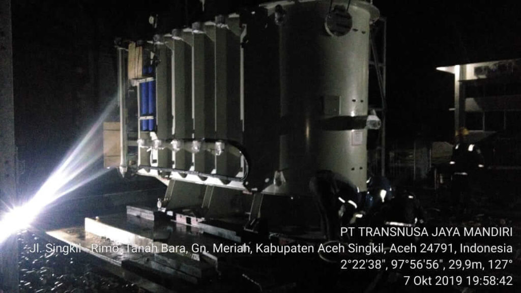 Pemindahan Trafo dan Jacking On Pondasi di Aceh Singkil 05